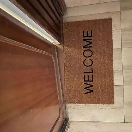 Διαμέρισμα Bausan44 *